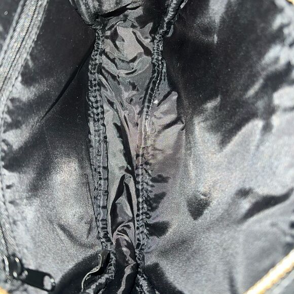 NWT Victoria's Secret crossbody purse silver with chain tassel - Picture 4 of 5